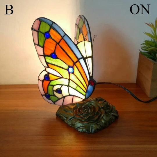 Bordlampe med Retro Sommerfugl Design 4