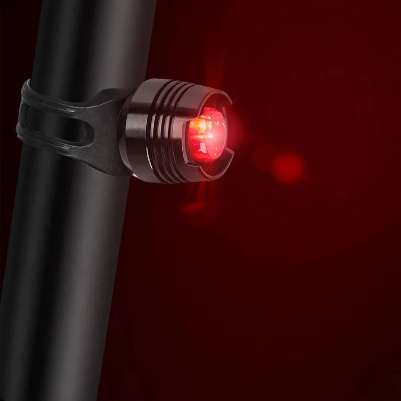 Cykellygte Med Genopladeligt Batteri - Klar Rød Baglygte Til Cykel 1