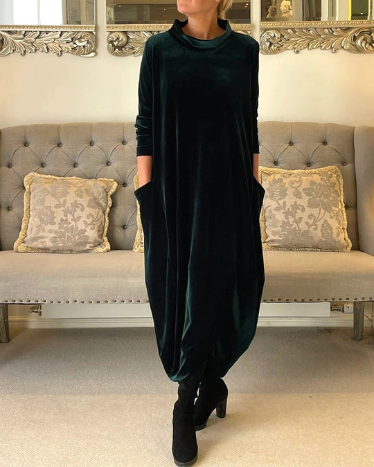Dame Kjole Flydende Silhuet Feminint Design 1