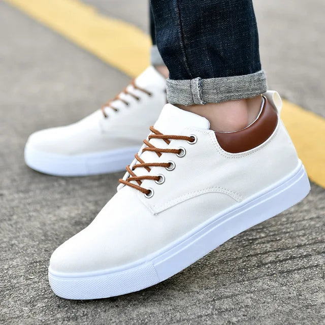 Herresneakers i stilrent design 9