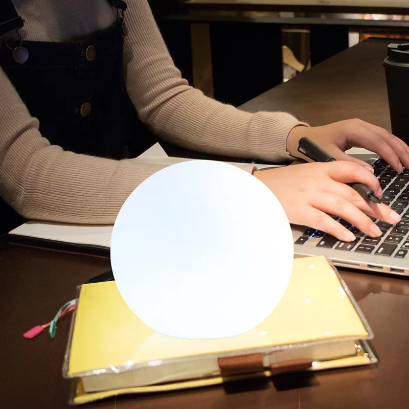 LED Kuglebordslampe med Dynamisk Farveændring 5
