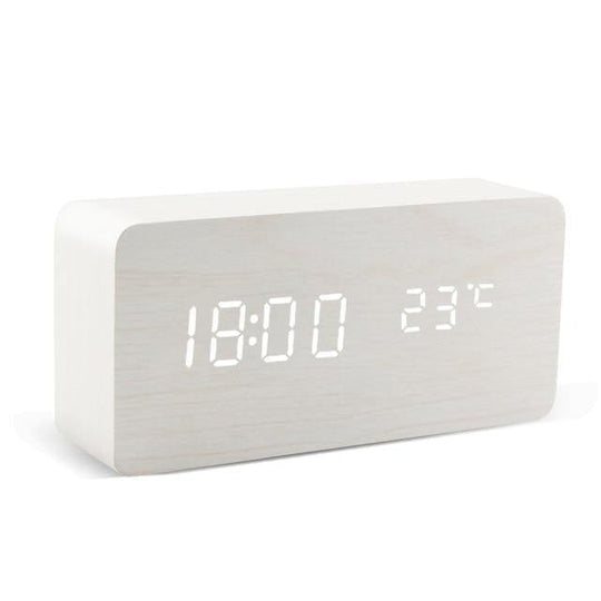LED Vækkeur i Træ med Digital Display og Snooze-Funktion 9