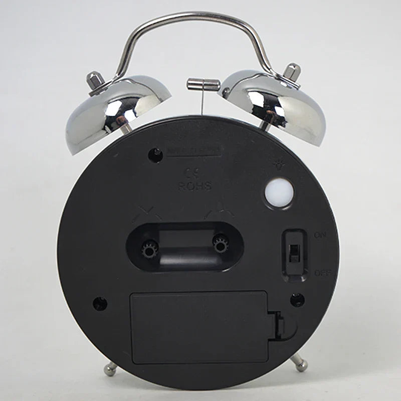 Metal Analog Vækkeur Klassisk Design 3