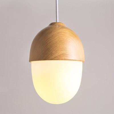 Moderne Hængende Lampe Med Træaccenter Minimalistisk Design 4