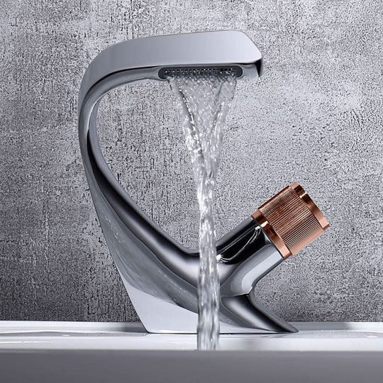 Moderne Håndvaskarmatur med Vandfaldsdesign 11