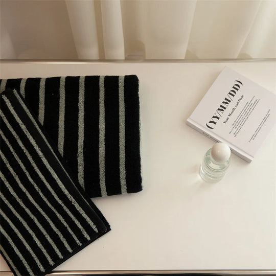 Unisex Håndklæde Stribet Design til Bade, Pool og Strand 4