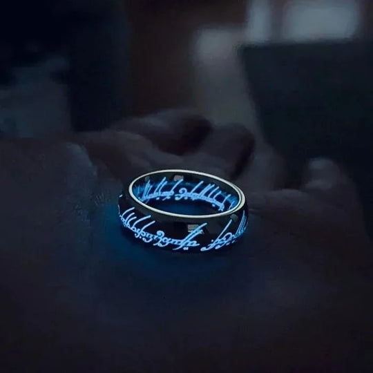 Unisex Ring med Selvlysende Runedesign 0