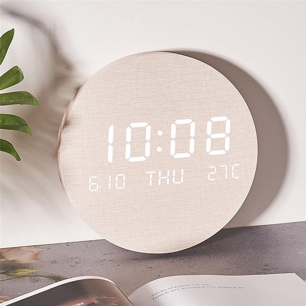 Vægur Svenna med Minimalistisk Design 2