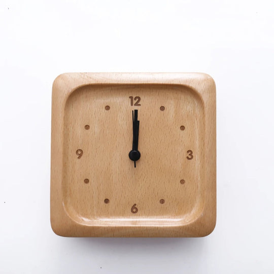 Vækkeur i Bøgetræ Minimalistisk Design 4