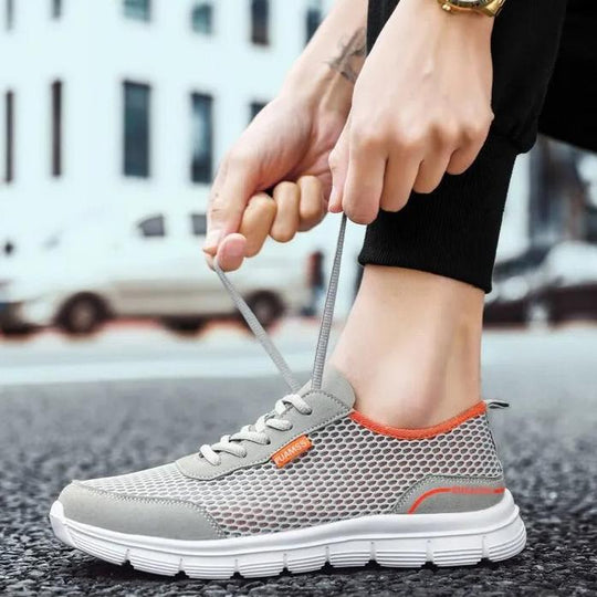 Åndbare sneakers i mesh til mænd