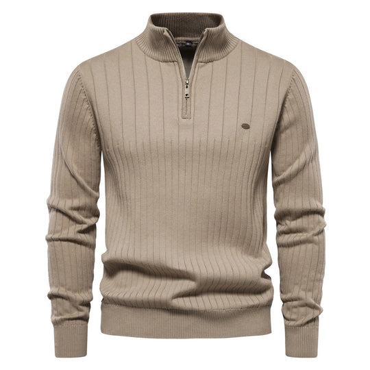Strikket sweater med standkrave til mænd