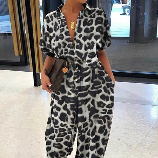 V-hals med knude i leopardprint til kvinder